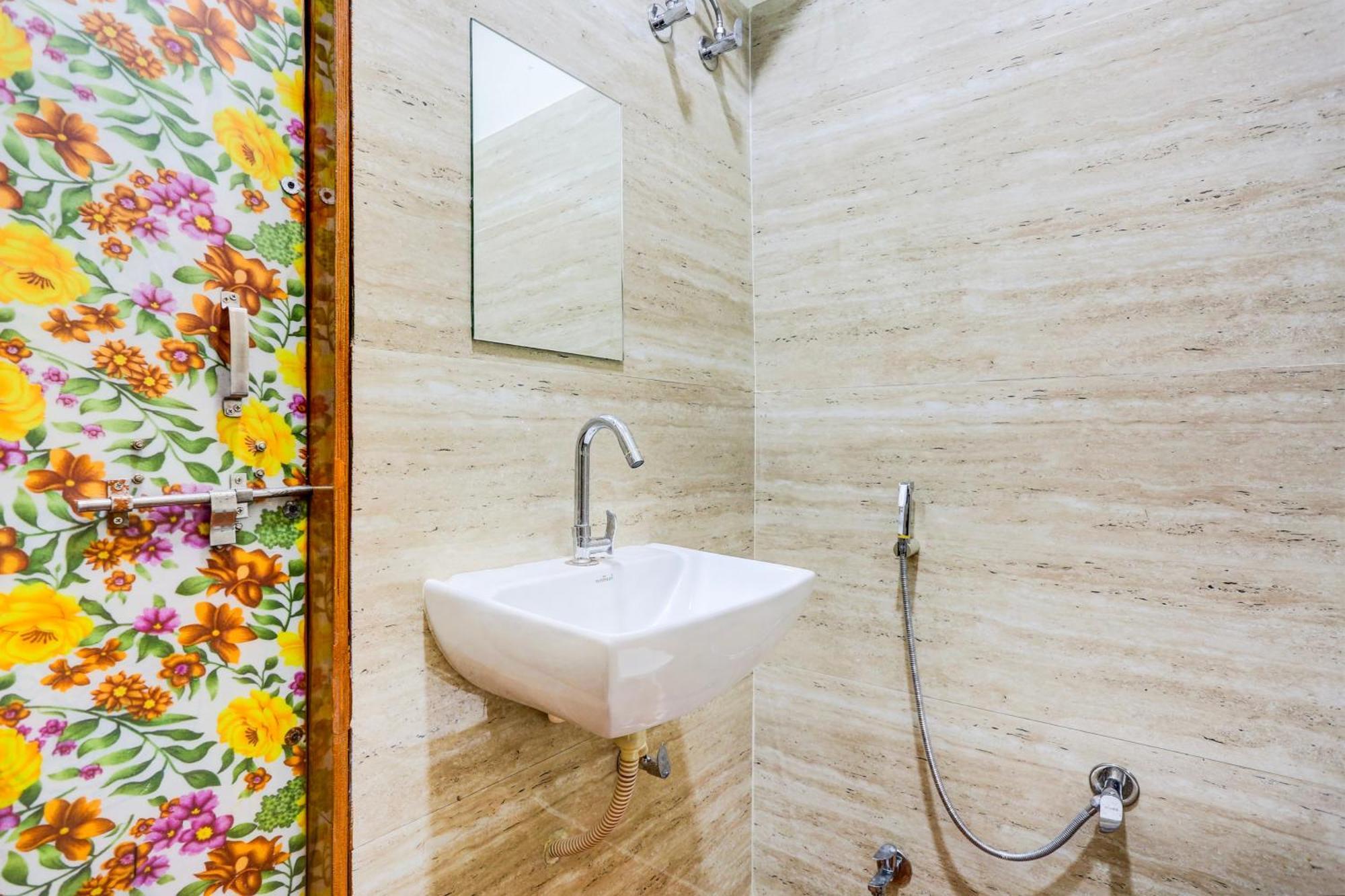 Hotel O Star Gwalior Ngoại thất bức ảnh